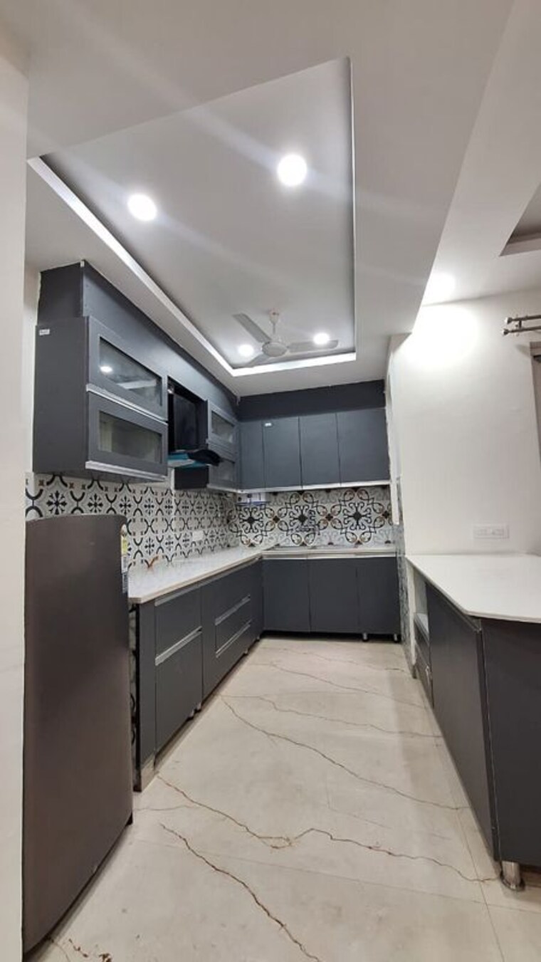 Kitchen, devbhoomi-elite-homez 3 Bedroom 1600 Sq.Ft. Apartment In Patiala Road Zirakpur 10584381