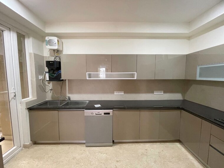 Kitchen, maya-green-lotus-utsav 3 Bedroom 1950 Sq.Ft. Apartment In International Airport Road Zirakpur 10584395