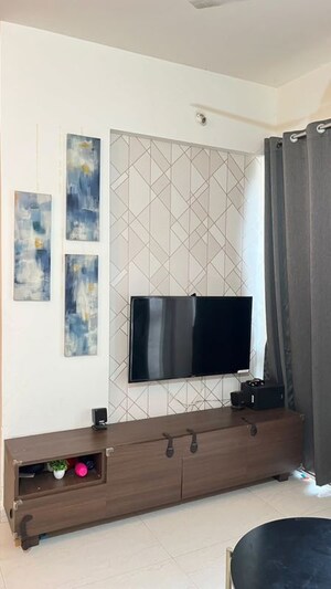 Furnished Amenities in 2 BHK Apartment at Kohinoor Tinsel County, Hinjewadi – for Rent