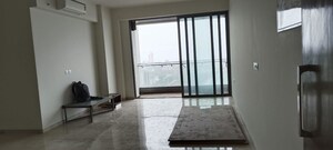 Room in 4 BHK Apartment at Piramal Mahalaxmi, Mahalaxmi – for Rent
