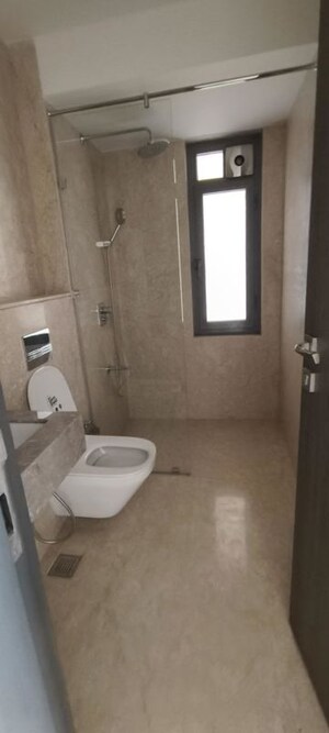 Bathroom in 4 BHK Apartment at Piramal Mahalaxmi, Mahalaxmi – for Rent