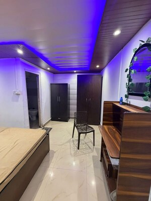Team Area in 1 BHK Builder Floor at Malviya Nagar – for Rent