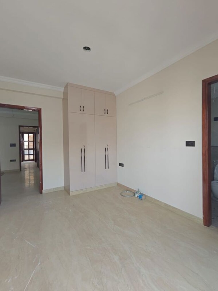 Room, sector 38 3 Bedroom 2000 Sq.Ft. Builder Floor In Sector 38 Gurgaon 10584433
