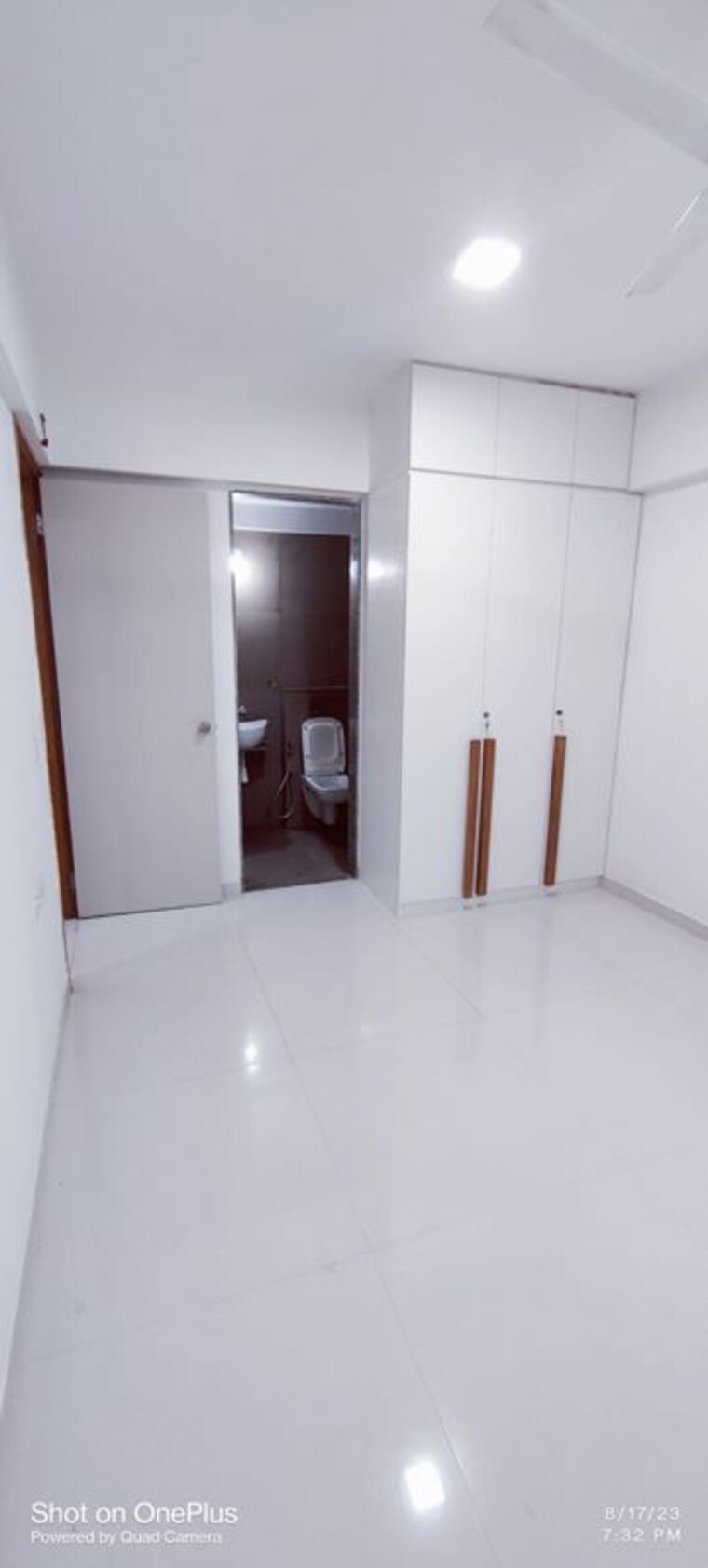 Room, vivaan-eminence 2 Bedroom 709 Sq.Ft. Apartment In Zundal Ahmedabad 10584442