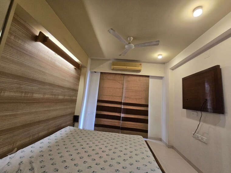 Room, satyamev-vista 2 Bedroom 875 Sq.Ft. Apartment In Bopal Ahmedabad 10584449