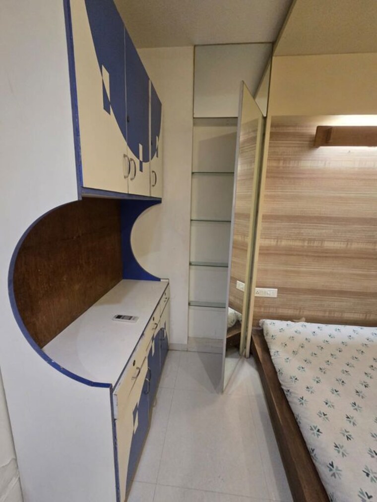 Cupboard, satyamev-vista 2 Bedroom 875 Sq.Ft. Apartment In Bopal Ahmedabad 10584449