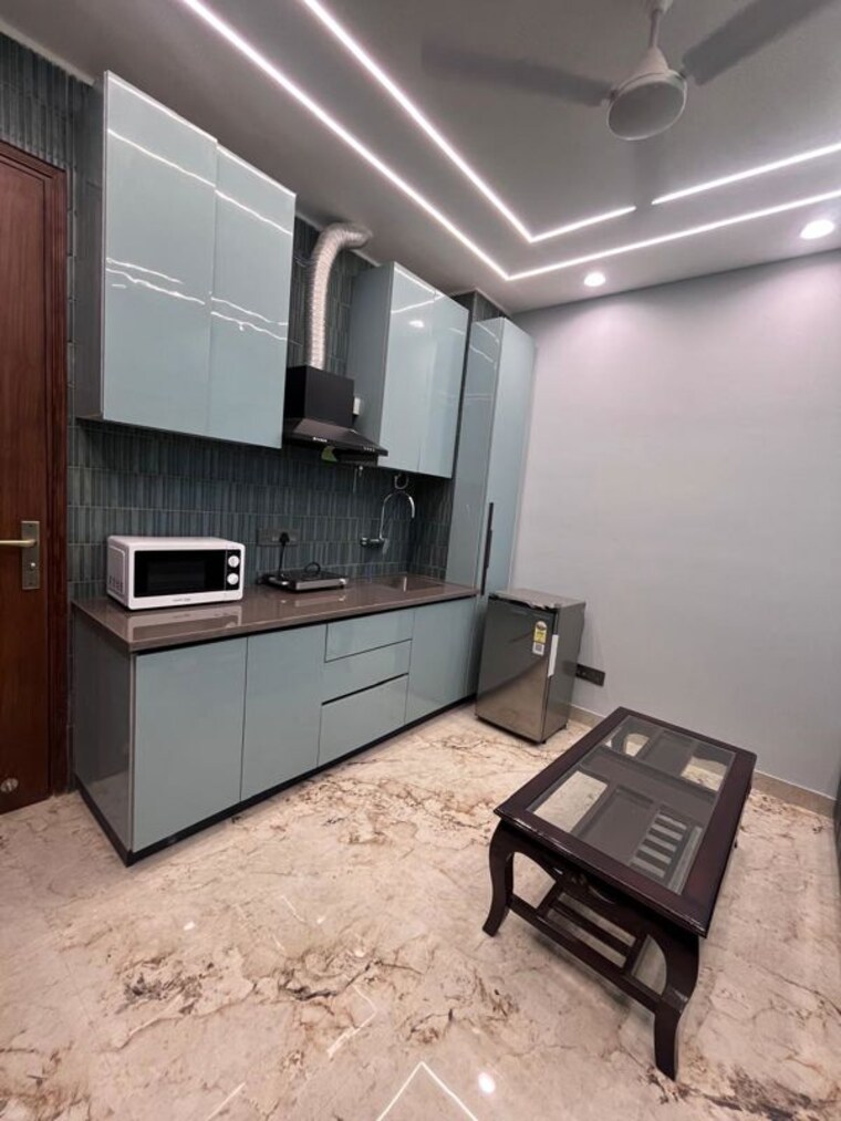 Kitchen, dlf phase ii 1 Bedroom 500 Sq.Ft. Builder Floor In Dlf Phase ii Gurgaon 10584451