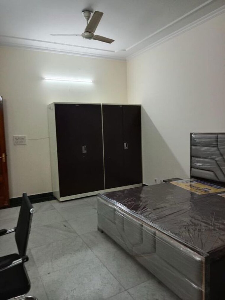 Kitchen, dlf phase ii 3 Bedroom 2000 Sq.Ft. Builder Floor In Dlf Phase ii Gurgaon 10584453