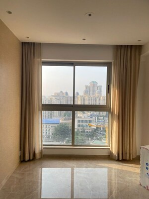 Room in 1 BHK Apartment at Hiranandani Regent Hill, Powai – for Sale
