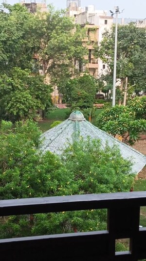 2 BHK Builder Floor – Garden View at Lajpat Nagar - for Rent