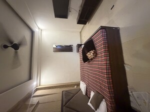 Team Area in 1 BHK Builder Floor at Sector 15 – for Rent