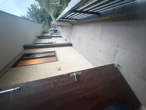 Staircase in 1 BHK Builder Floor at Sector 15 – for Rent