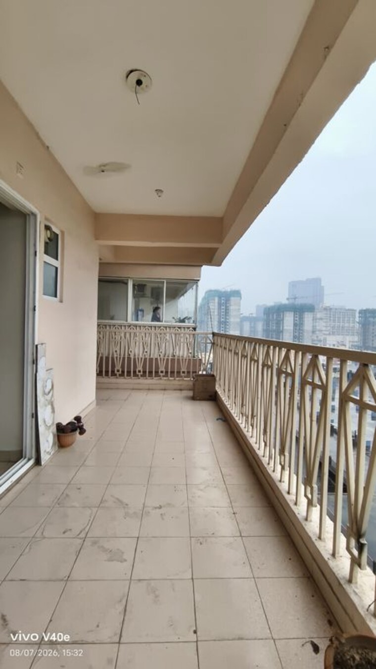 Balcony, gaur-city-7th-avenue 2 Bedroom 1075 Sq.Ft. Apartment In Sector 4 Greater Noida Greater Noida 10584476