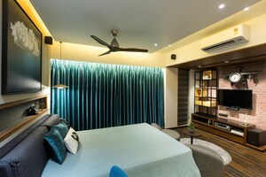 Team Area in 3 BHK Apartment at Runwal Elegante, Andheri West – for Rent