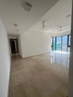 4 BHK + Prayer Room,Study Room,Store Room Apartment For Sale in Lodha The Park