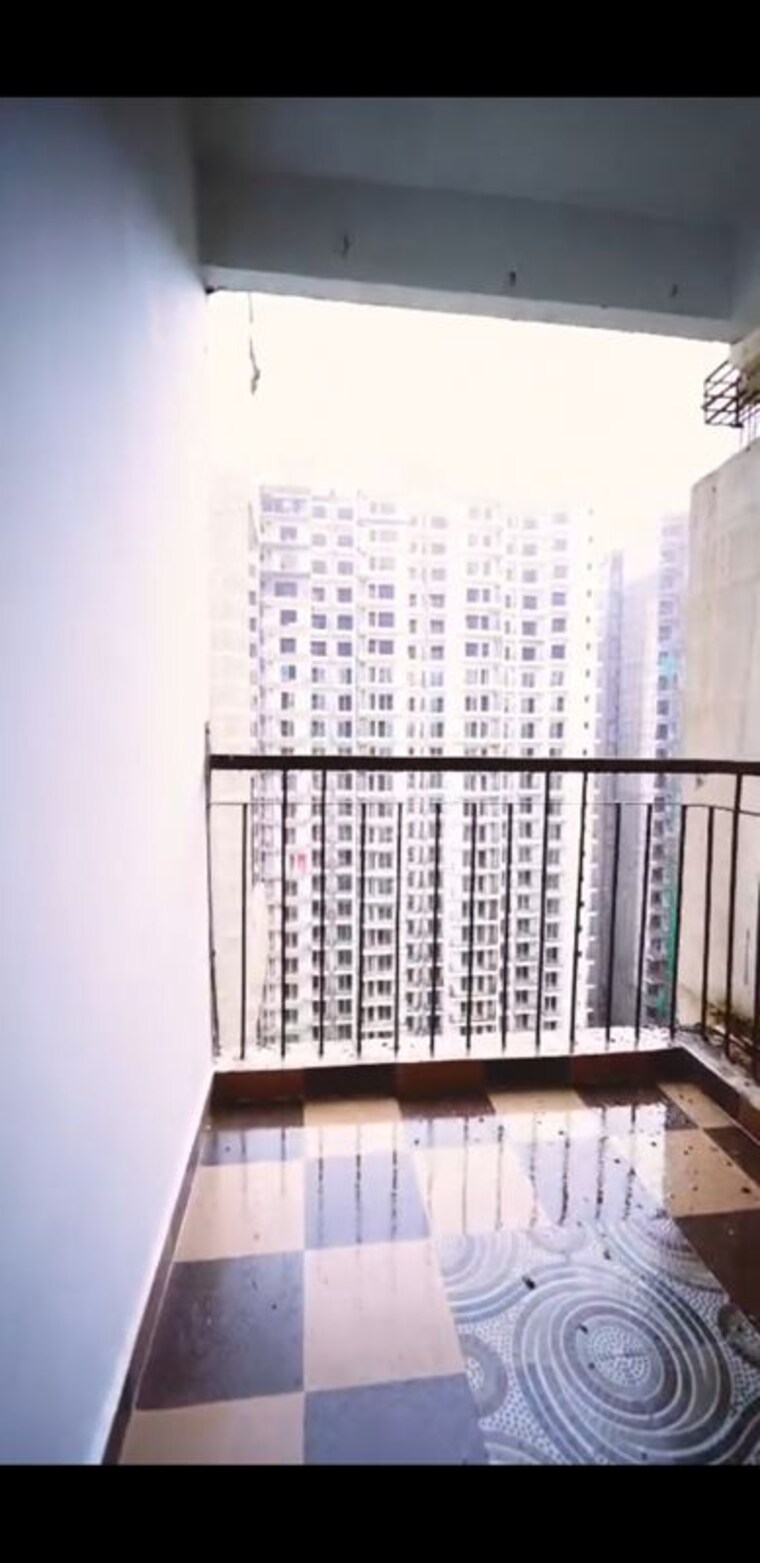 Exterior View, amrapali-verona-heights-phase-ii 2 Bedroom 975 Sq.Ft. Apartment In Amrapali Leisure Valley Greater Noida 10584537