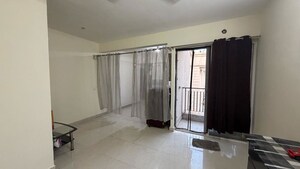 Room in 2 BHK Apartment at Signature The Serenas, Sohna Sector 36 – for Rent