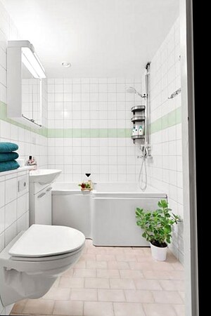 Bathroom in 3.5 BHK Apartment at Puri Anand Villas Phase II, Sector 81 – for Rent