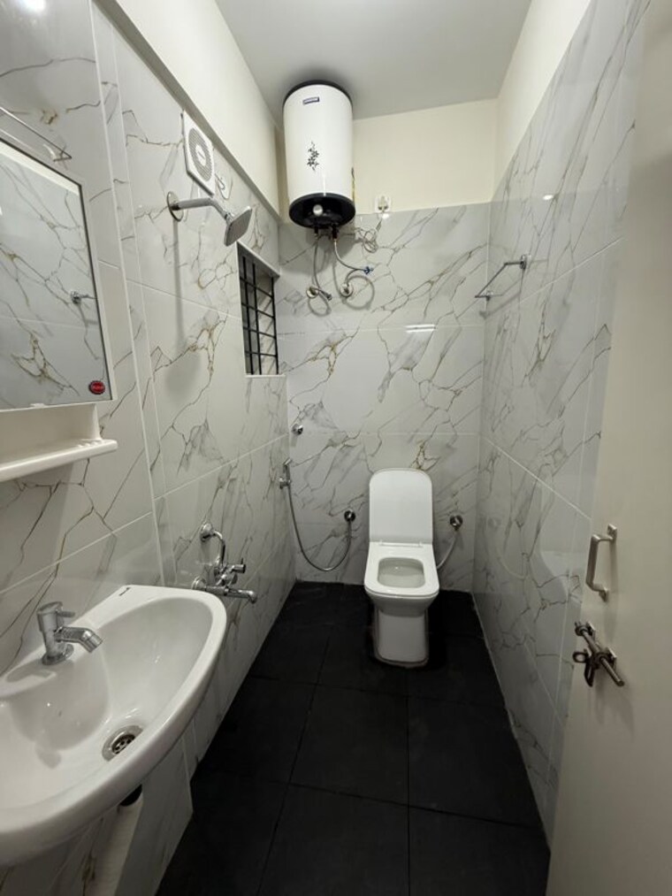 Bathroom, sai-enclave-indiranagar 1 Bedroom 700 Sq.Ft. Builder Floor In Indiranagar Bangalore 10584547