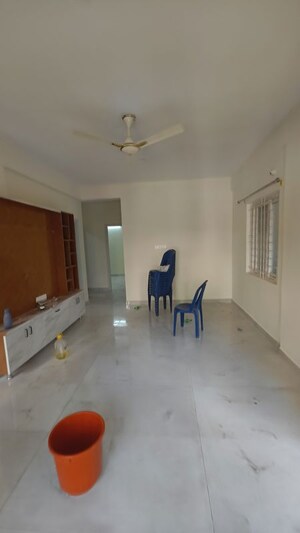 Room in 2 BHK Builder Floor at Gitanjali Corner New Tippasandra, New Thippasandra – for Rent