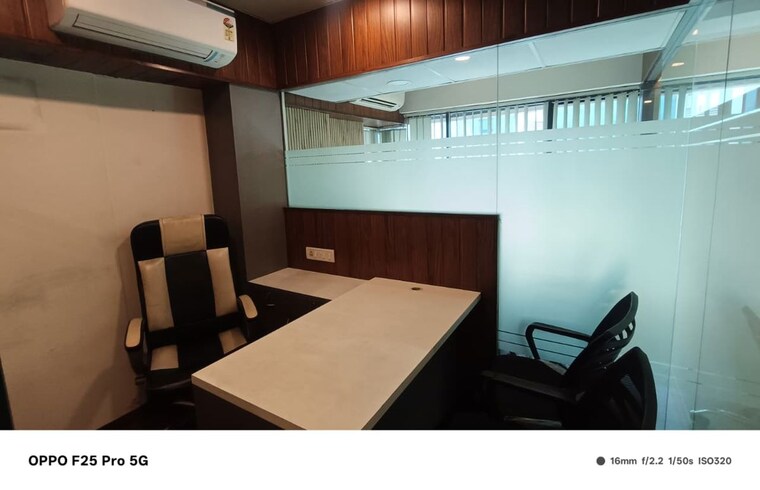 Team Area, creative-industrial-estate Commercial Office Space 550 Sq.Ft. In Worli Mumbai 10584558