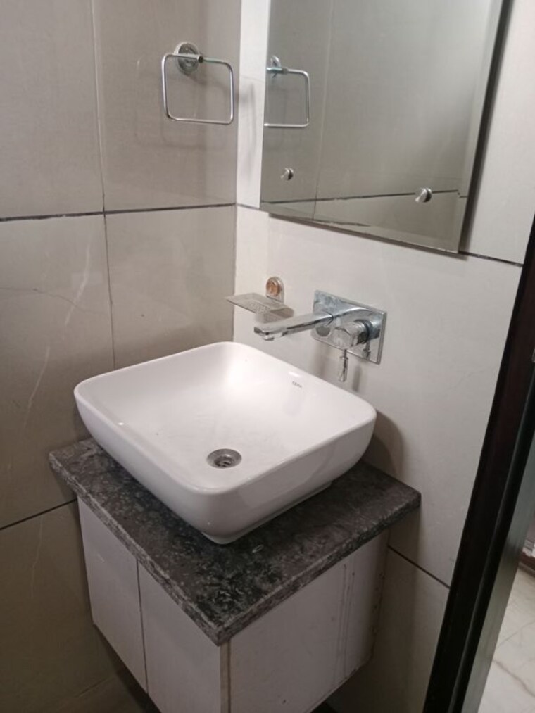 Bathroom, ansals sushant city 3 Bedroom 1899 Sq.Ft. Builder Floor In Ansals Sushant City Panipat 10584562