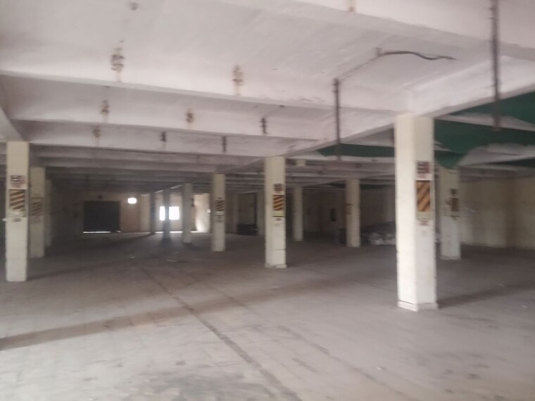  Parking, vanmala-compound Commercial Warehouse 12000 Sq.Ft. In Dapode Thane 10584561