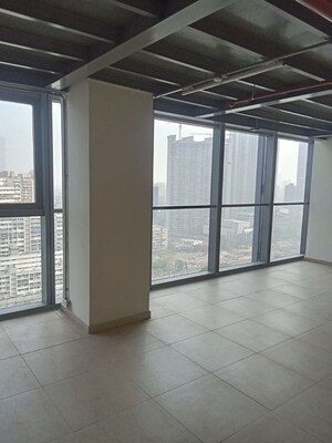 Room in  Office Space at Turf Estate, Worli – for Rent