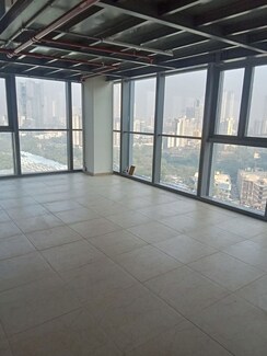 Office Space For Rent in Turf Estate