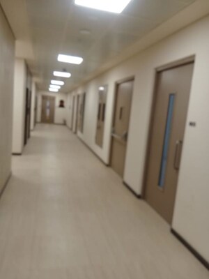 Room in  Office Space at Turf Estate, Worli – for Rent