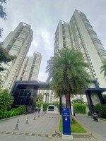 3 BHK + Prayer Room,Servant Room,Study Room,Extra Room,Basement,Store Room 3500 Sq.Ft. Apartment in Lodha Bellezza Sky Villas