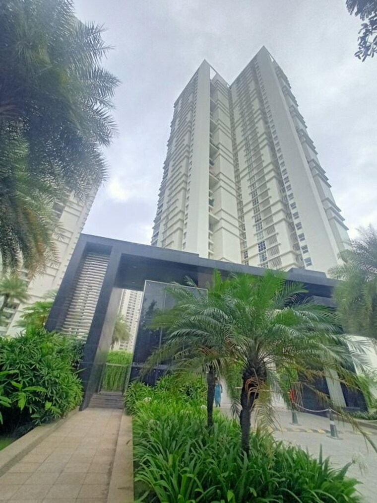 Exterior View, lodha-bellezza-sky-villas 3 Bedroom 3500 Sq.Ft. Apartment In Kukatpally Hyderabad 10584581