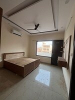 3 BHK 1800 Sq.Ft. Builder Floor in Sector 66 B