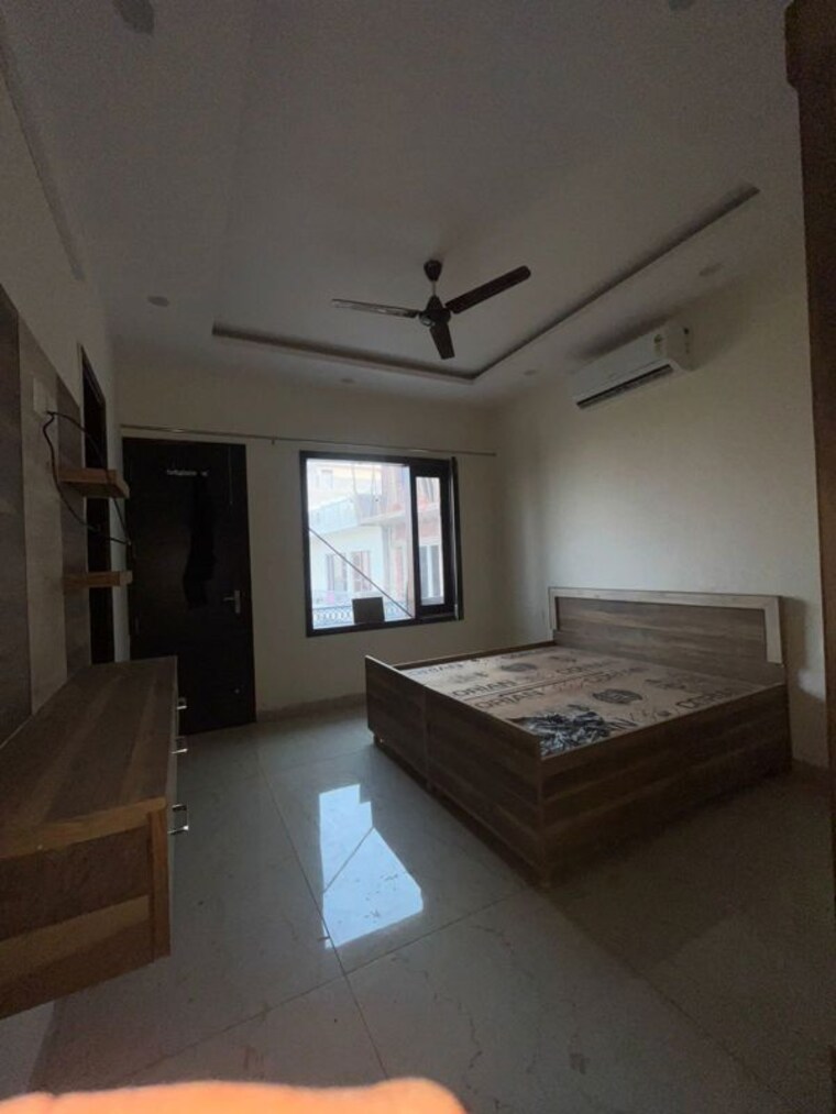 Bedroom, sector 66 b 3 Bedroom 1800 Sq.Ft. Builder Floor In Sector 66 B Mohali 10584589