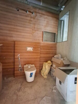 Bathroom in 3.5 BHK Apartment at Bestech Park View City 1, Sector 48 – for Rent