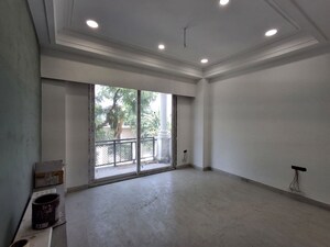 Room in 3.5 BHK Apartment at Bestech Park View City 1, Sector 48 – for Rent
