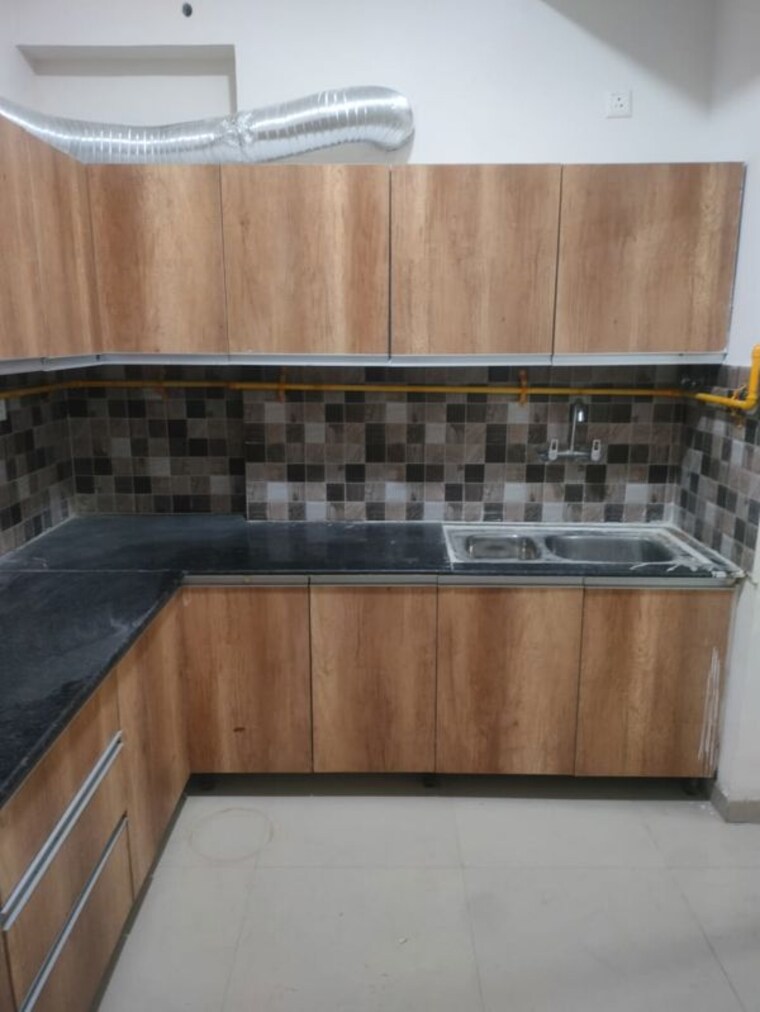 Kitchen, prateek-grand-city 2 Bedroom 770 Sq.Ft. Apartment In Siddharth Vihar Ghaziabad 10584665