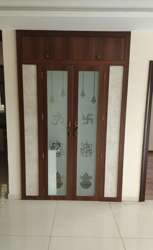 Furnished Amenities in 3 BHK Apartment at Madhapur – for Rent