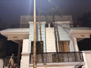 Staircase in 3 BHK Villa at Vardhaman Residency Wakad, Wakad – for Rent