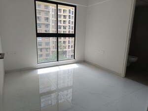 Room in 1.5 BHK Apartment at Runwal Gardens, Dombivli East – for Sale