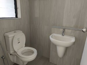 Bathroom in 1.5 BHK Apartment at Runwal Gardens, Dombivli East – for Sale