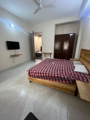 Bedroom in 3 BHK Builder Floor at Sector 47 – for Rent