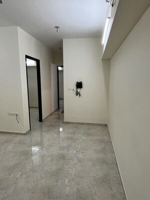 2 BHK Apartment For Rent in Lodha Crown Kolshet, Kolshet Road