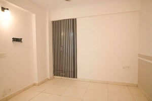 Room in 2 BHK Apartment at Value Meadows Vista, Raj Nagar Extension – for Sale