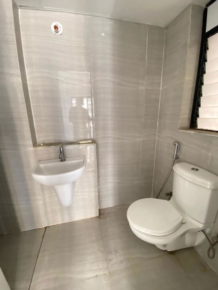 Bathroom, runwal-gardens 1 Bedroom 470 Sq.Ft. Apartment In Dombivli East Thane 10584713
