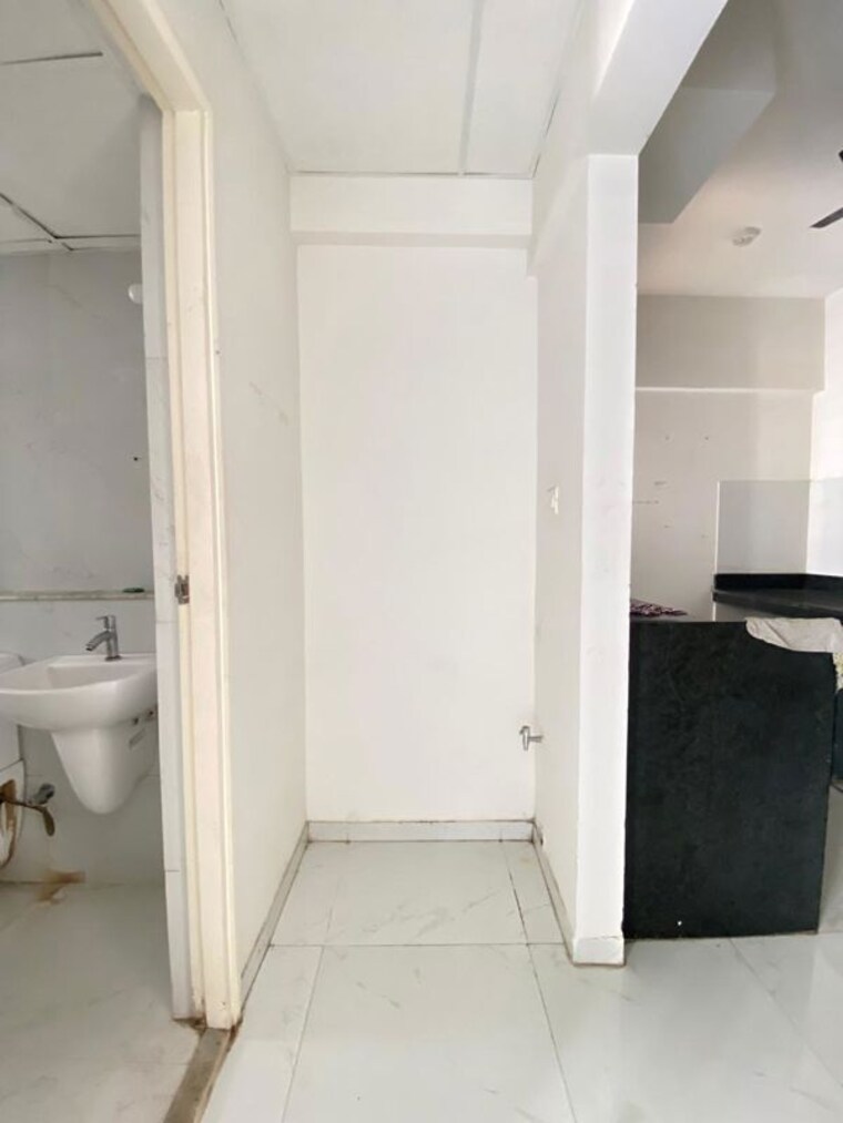 Bathroom, runwal-gardens 1 Bedroom 470 Sq.Ft. Apartment In Dombivli East Thane 10584713