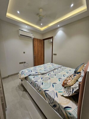 Bedroom in 1 BHK Builder Floor at Sector 52 – for Rent