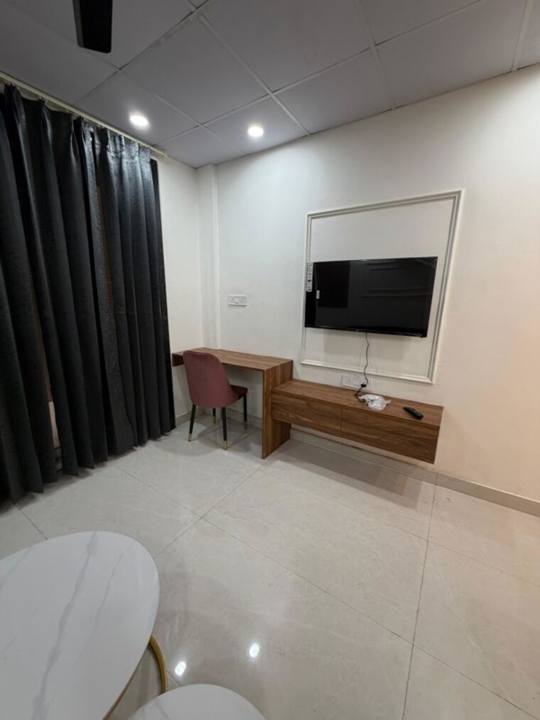 Bedroom, sector 24 1 Bedroom 550 Sq.Ft. Builder Floor In Sector 24 Gurgaon 10584741