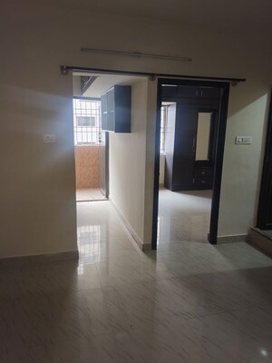 Room in 1 BHK Apartment at Sri Sai Residency Kadubeesanahalli, Kadubeesanahalli – for Rent