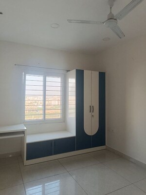 Room in 3 BHK Apartment at My Home Krishe, Financial District – for Rent